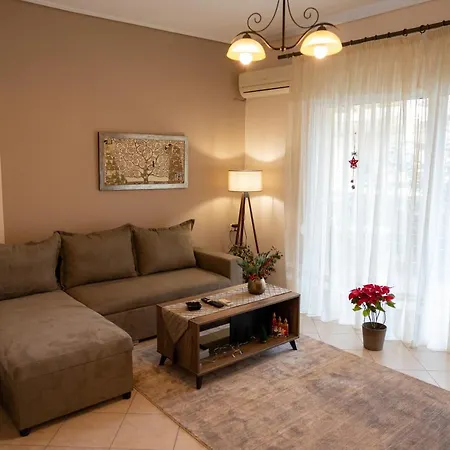 Mary's Cozy In Volos