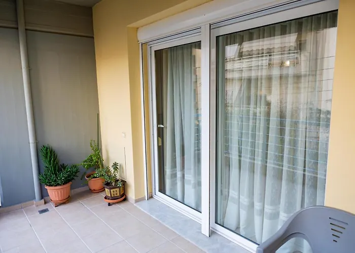 Mary's Cozy In Βόλος